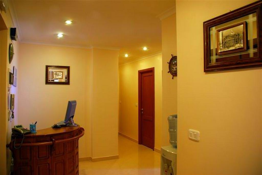 Zhihua Guest House Rome Exterior photo