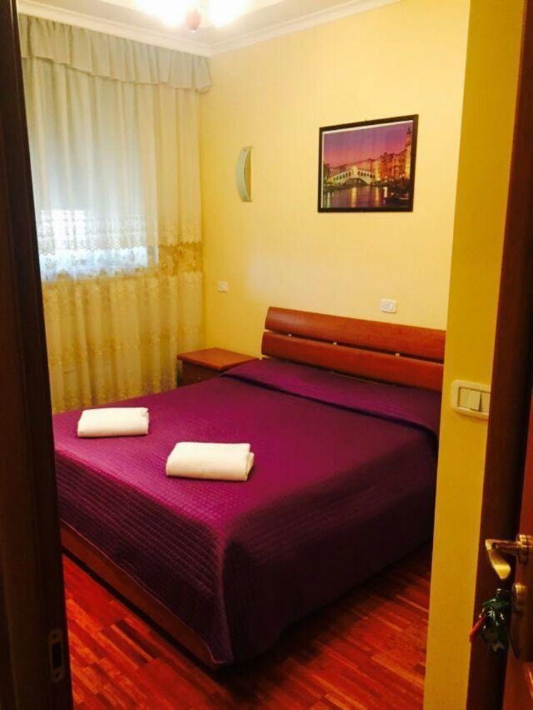 Zhihua Guest House Rome Exterior photo
