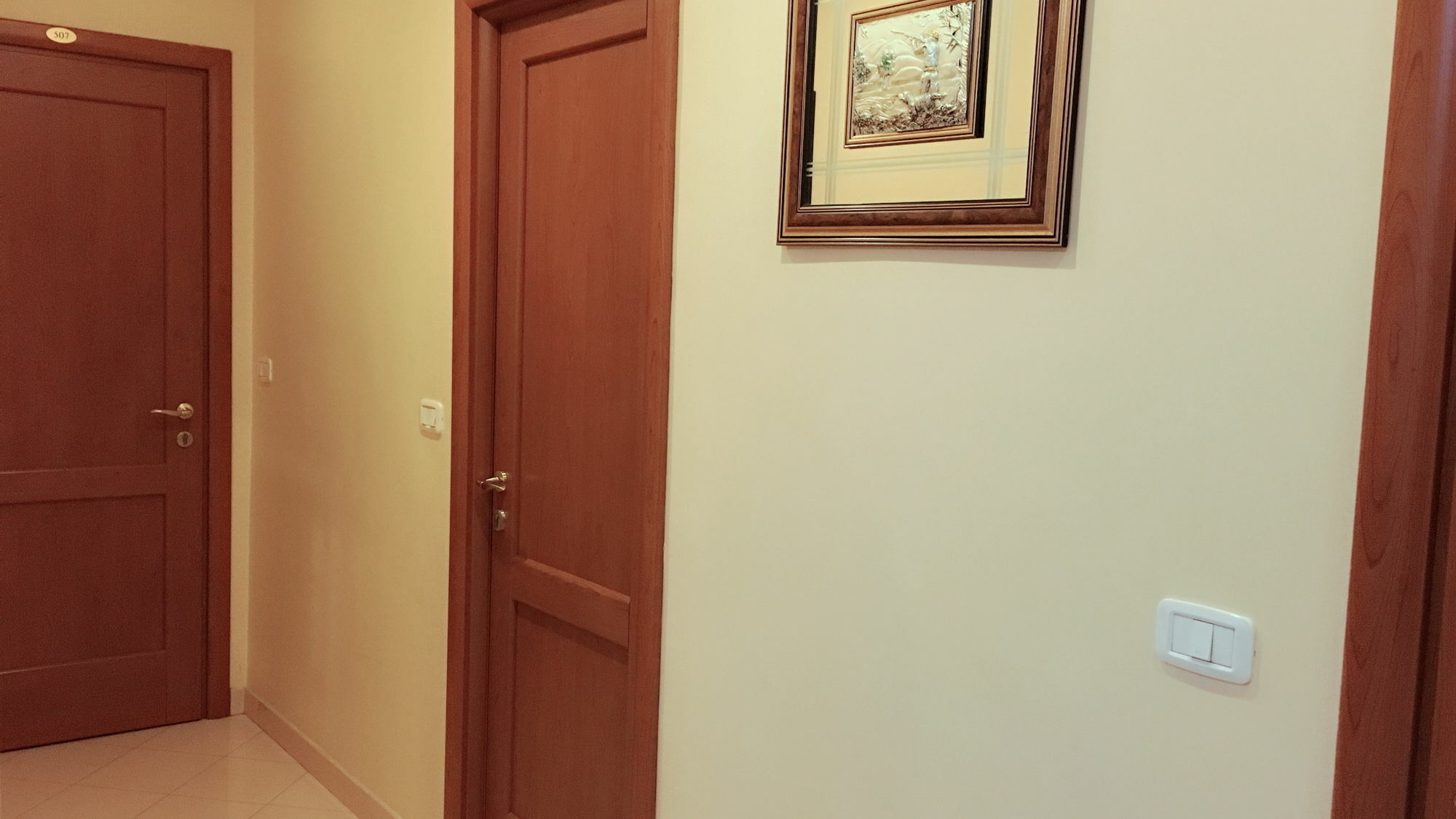 Zhihua Guest House Rome Exterior photo